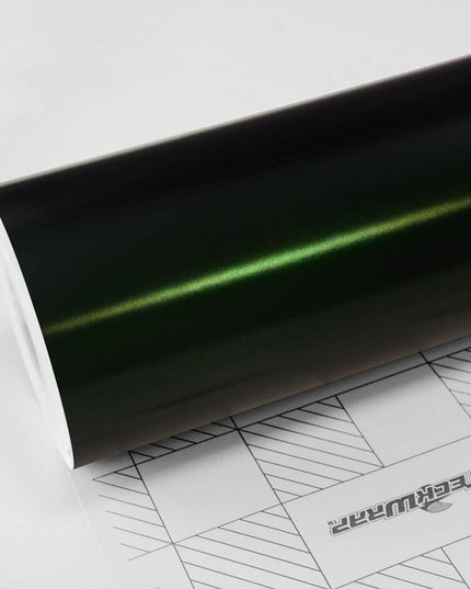 HM07 Green black silk